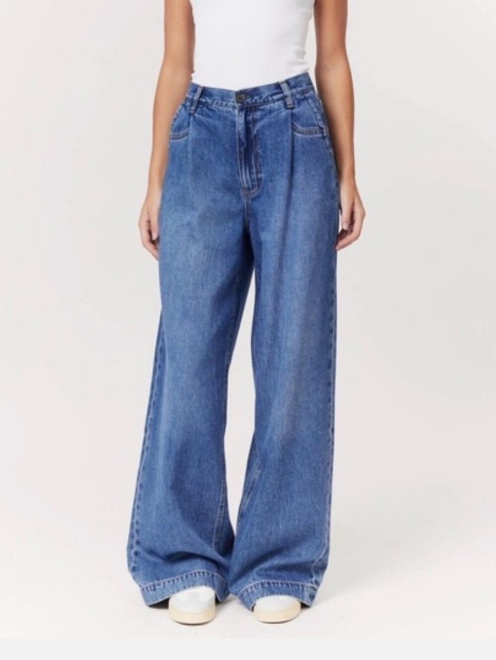 Scotch & Soda Wide-Leg Jeans Size 27/4 – Flatiron Pleated Hemmed 27" Inseam